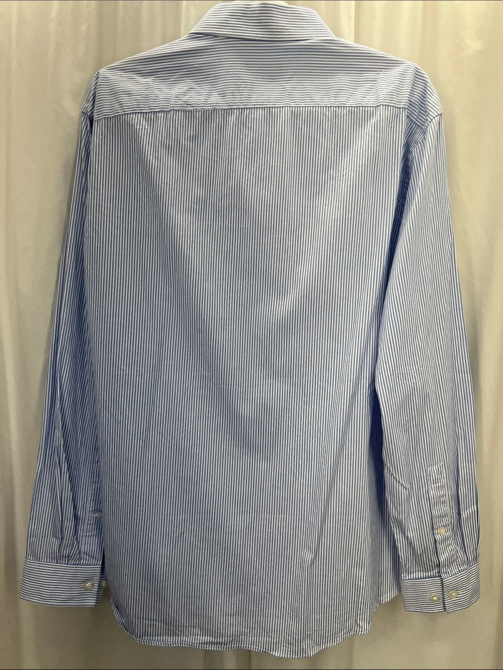 Michael Kors Men’s Blue White Pinstripe Button Up Long Sleeve Shirt XL Slim Fit - Picture 4 of 6